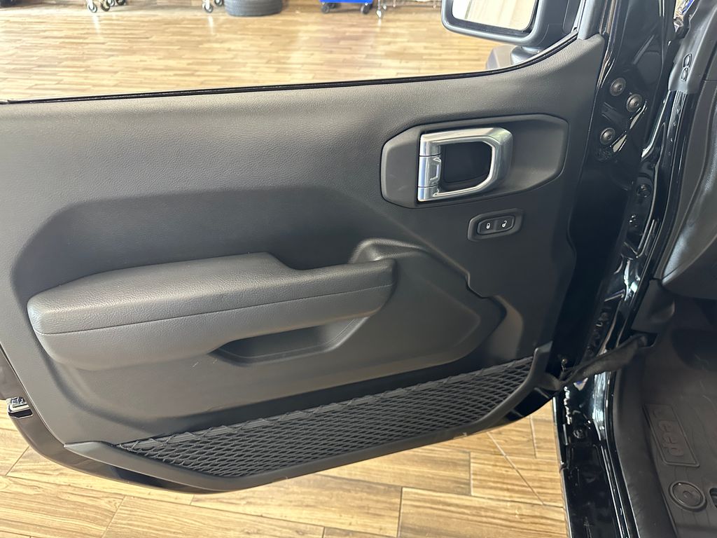 2026 Jeep Wrangler 4-Door Sport - Photo 9