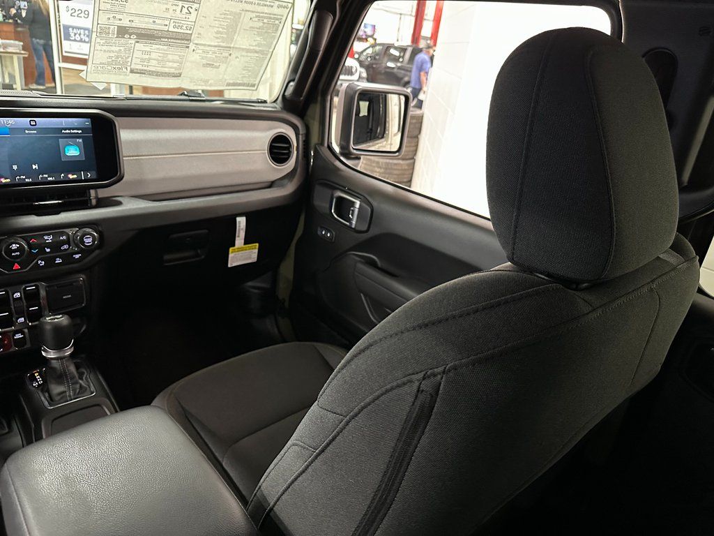 2026 Jeep Wrangler 4-Door Willys - Photo 13