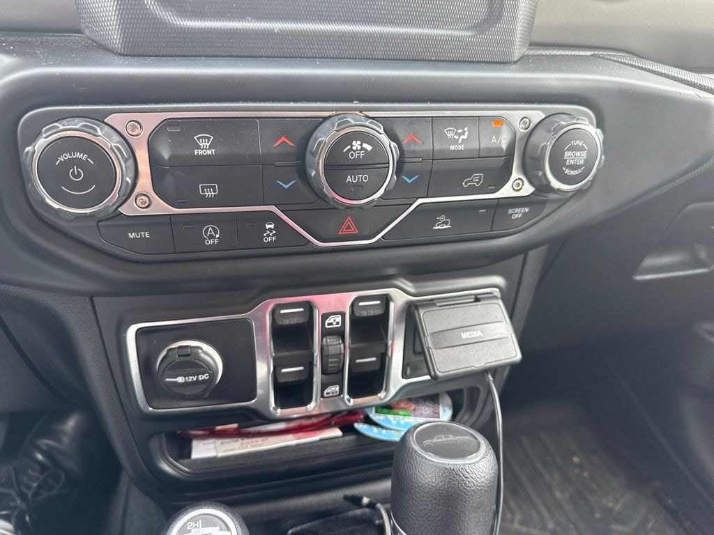 Used 2020 Jeep Gladiator Sport Truck Crew Cab