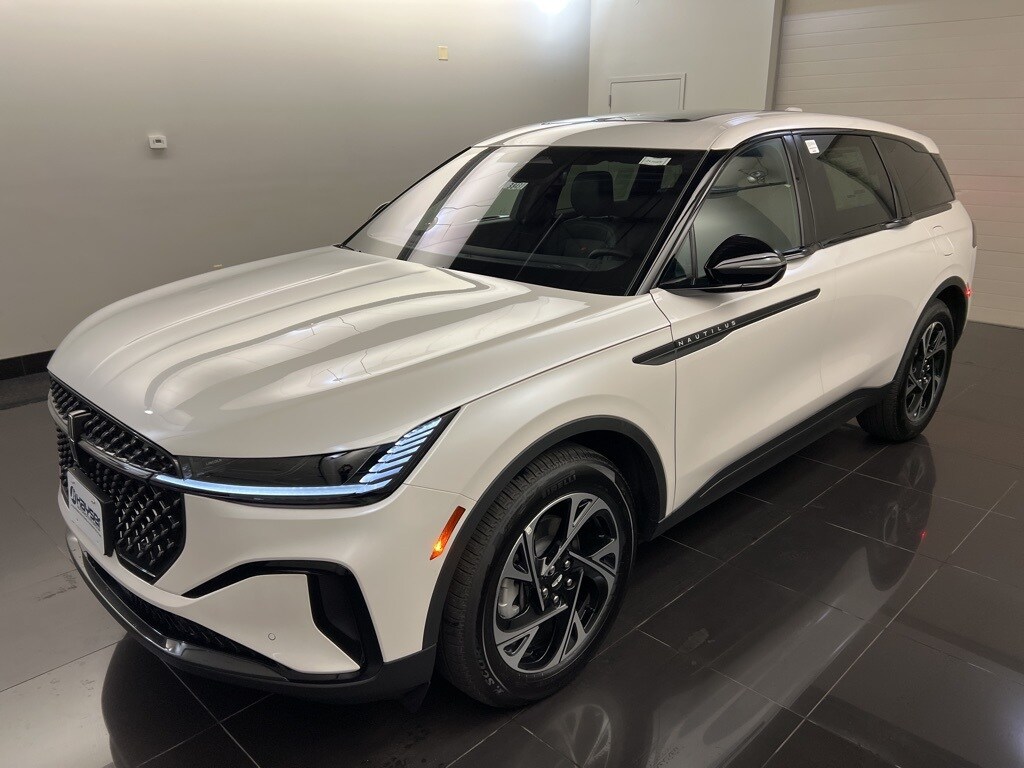 Used 2025 Lincoln Nautilus Premiere SUV