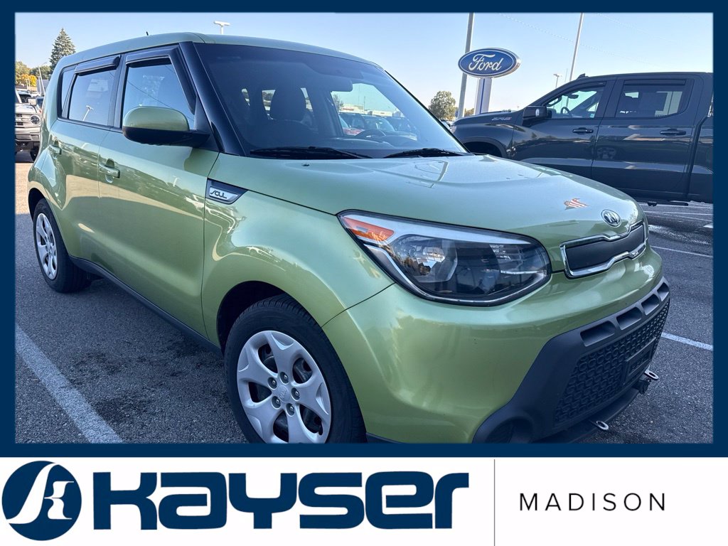 Used 2015 Kia Soul Base FWD Hatchback