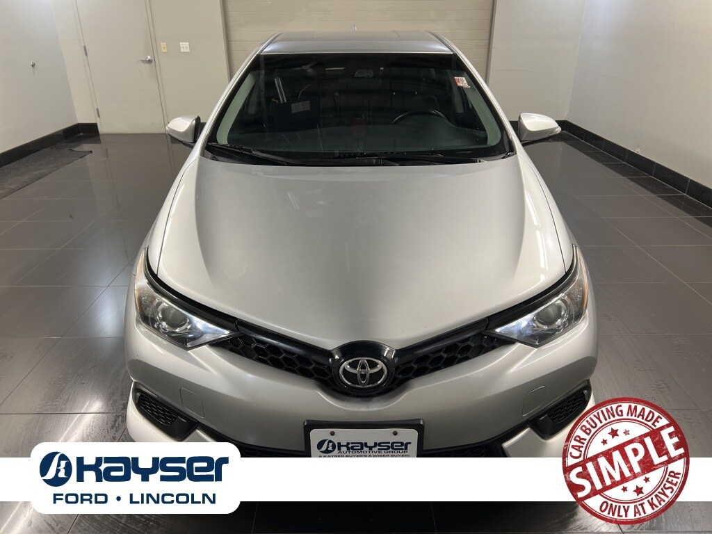 Used 2018 Toyota Corolla iM Base Hatchback