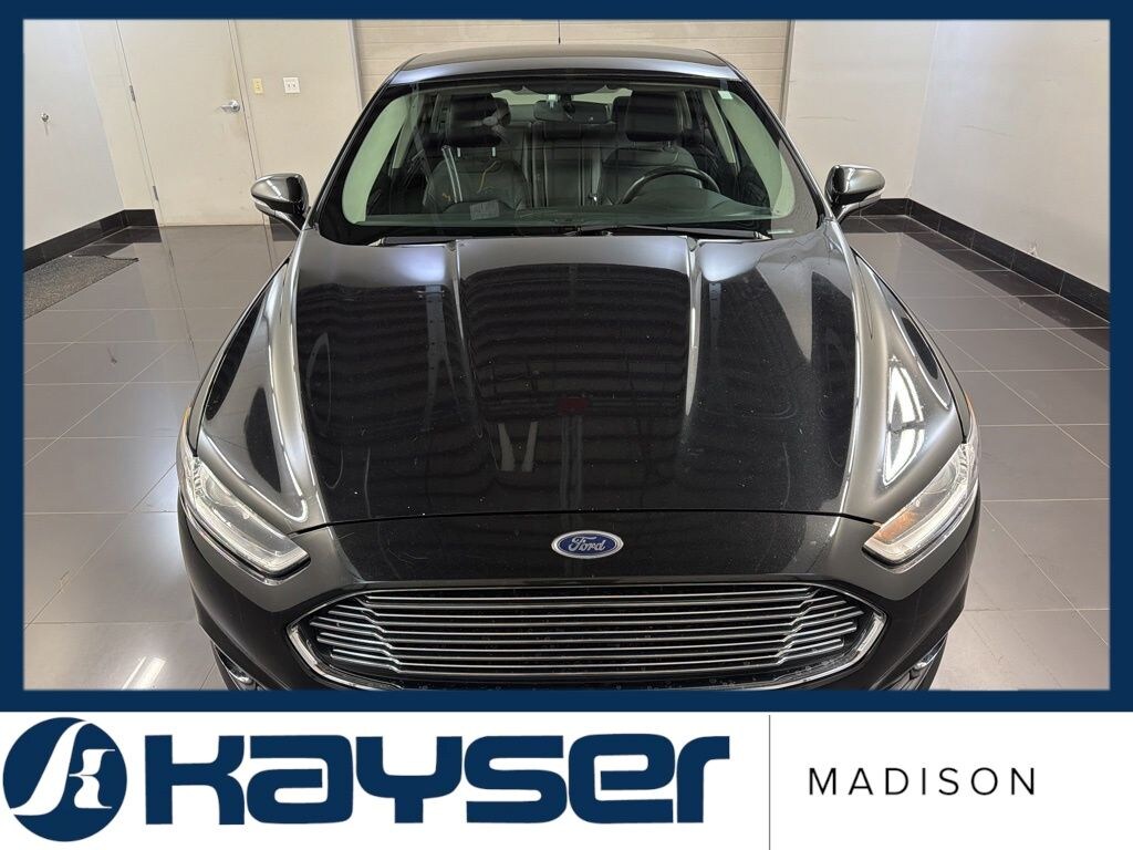 Used 2014 Ford Fusion SE Sedan