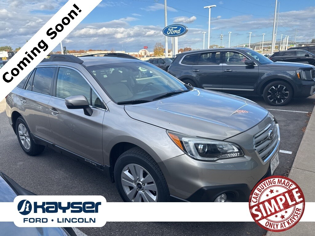 Used 2017 Subaru Outback 2.5i Premium with SUV