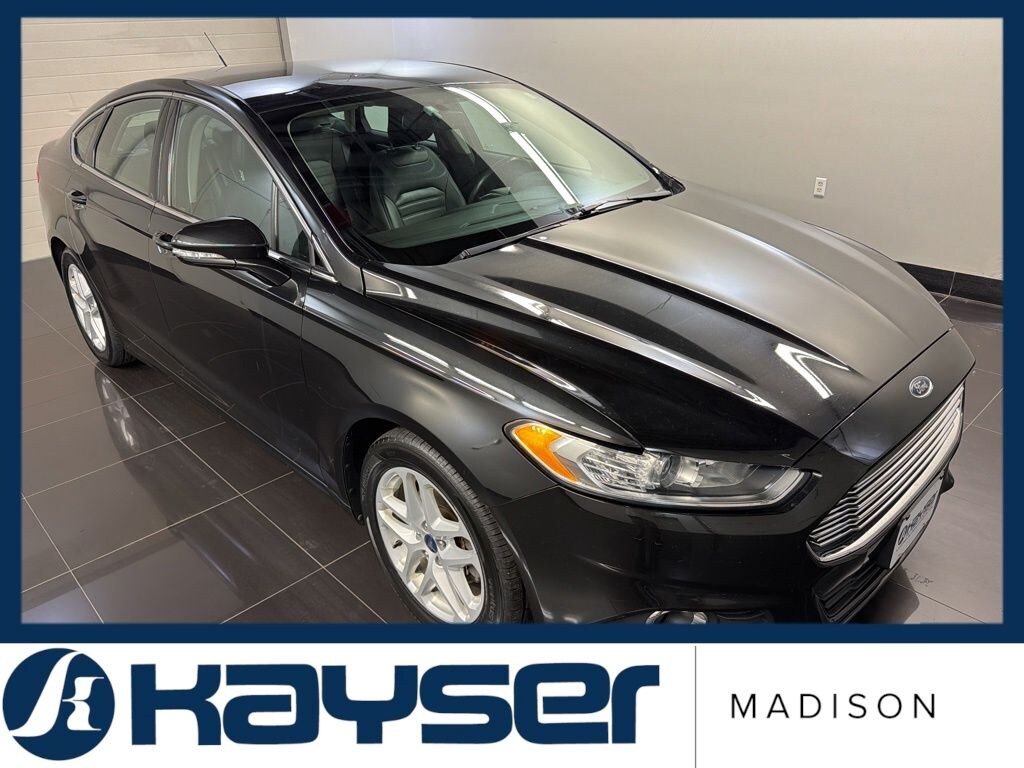 Used 2014 Ford Fusion SE Sedan