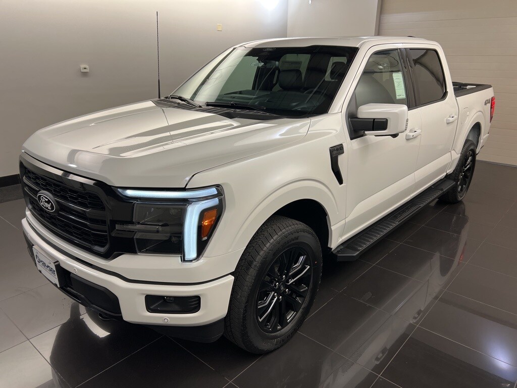 2025 Ford F-150 Lariat photo 3