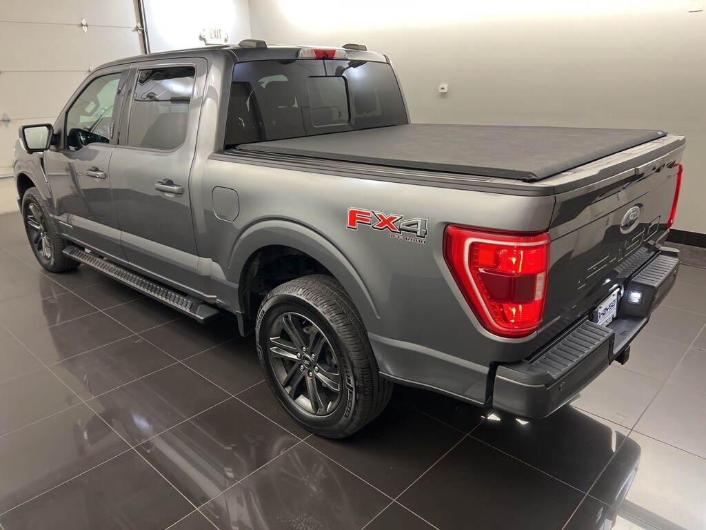 2021 Ford F-150 XLT photo 4