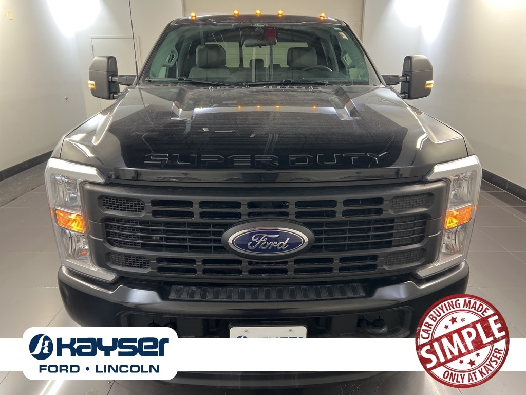 Used 2025 Ford F-350SD XL Truck Crew Cab