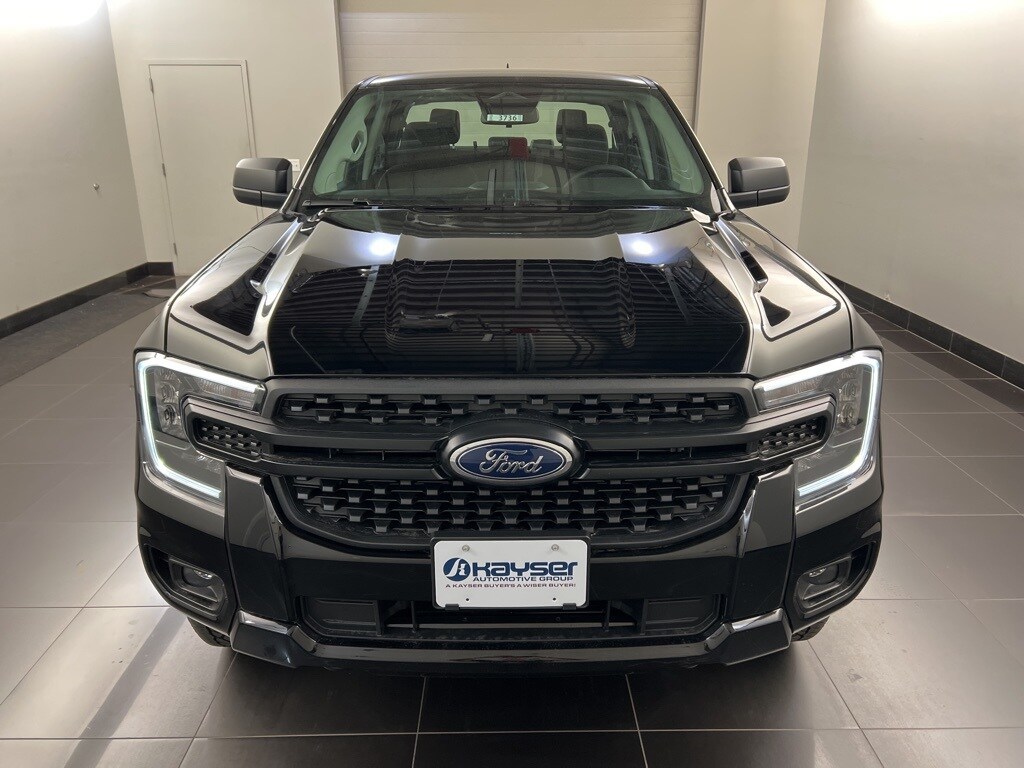 2025 Ford Ranger XL photo 2