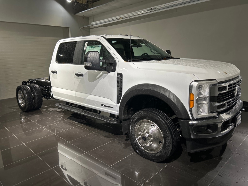 2023 Ford F-550 Chassis XL Truck Crew Cab