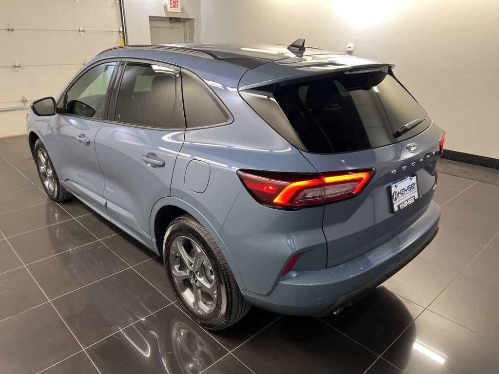 Certified 2023 Ford Escape Hybrid ST-Line Select SUV