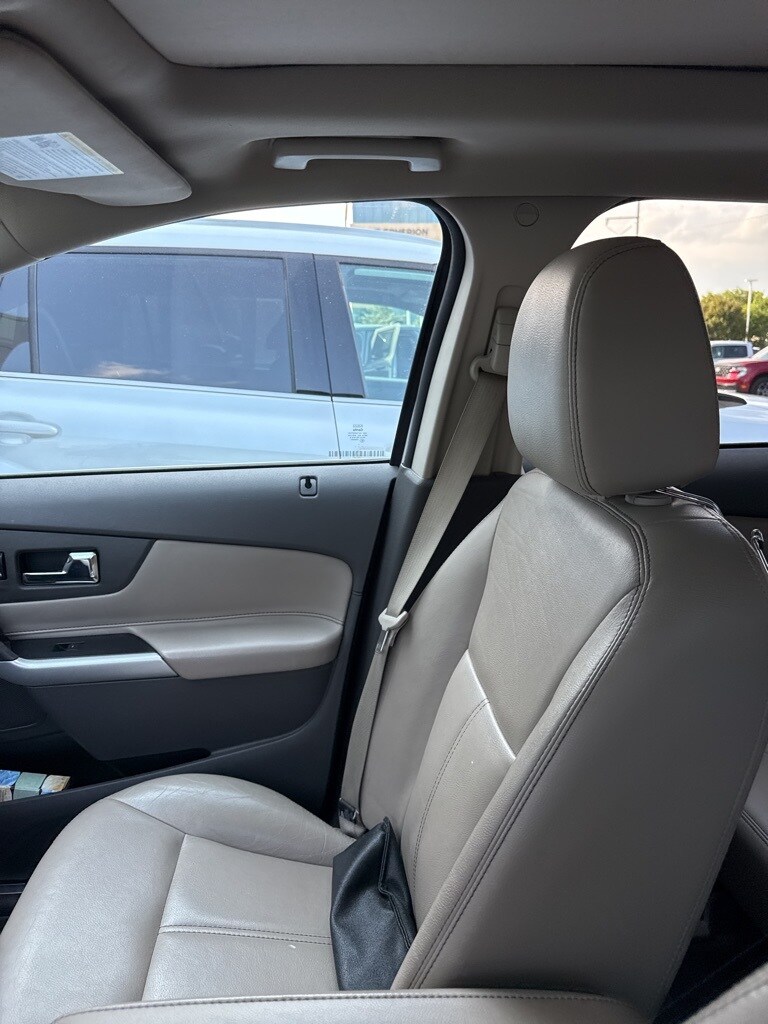 2013 Ford Edge Limited photo 2