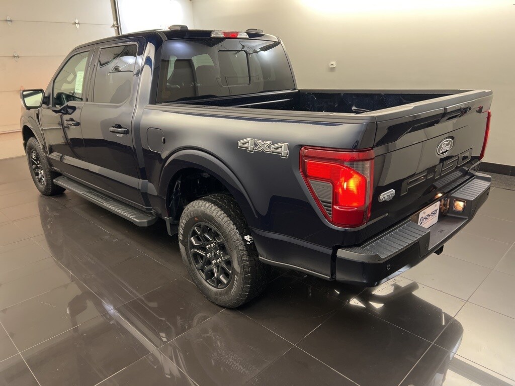 2025 Ford F-150 XLT photo 4