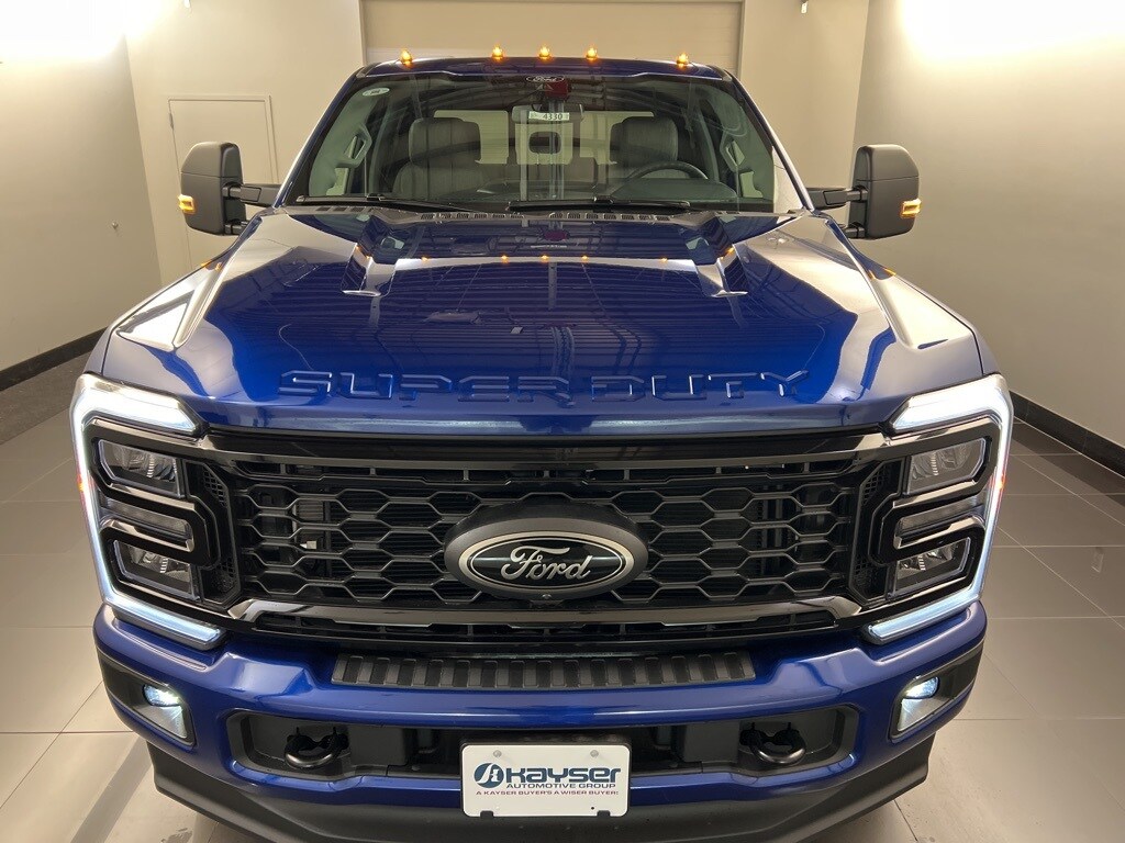 2026 Ford F-350 XLT photo 2