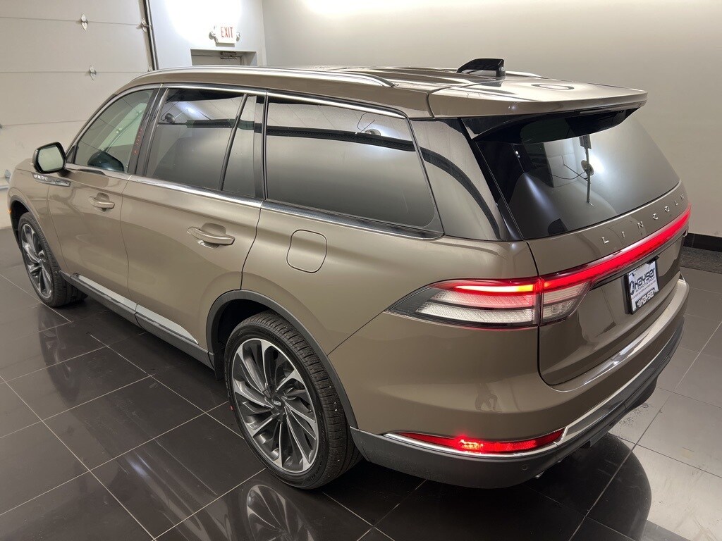 2025 Lincoln Aviator Reserve photo 4