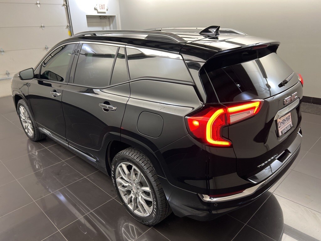 2022 Gmc Terrain Denali photo 4