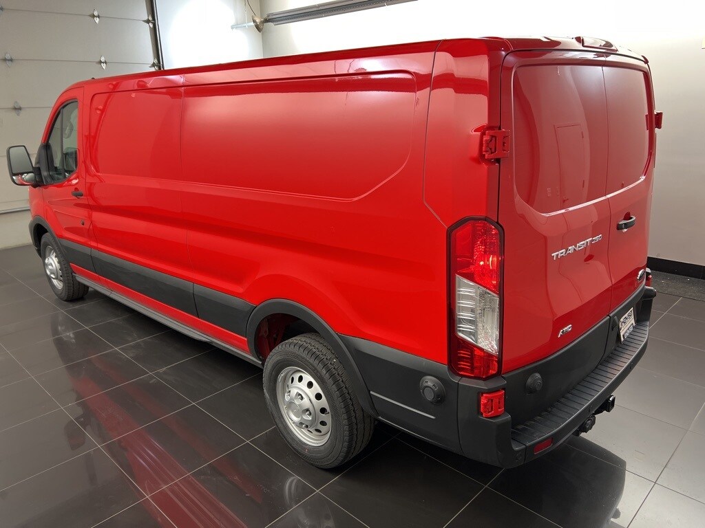2024 Ford Transit photo 4