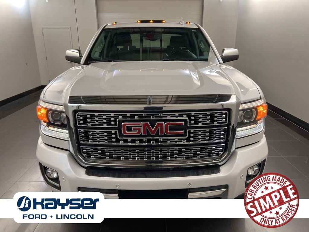 Used 2019 GMC Sierra 2500 Denali HD Denali with VIN 1GT12SEG4KF281610 for sale in Madison, WI