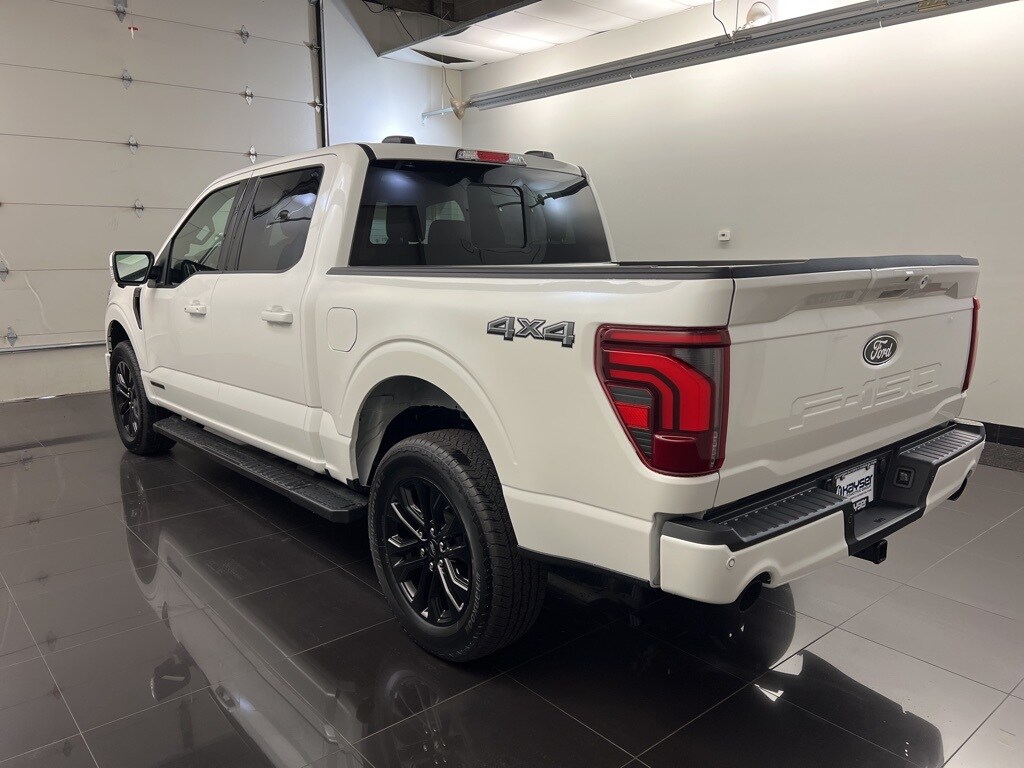 2025 Ford F-150 Lariat photo 4
