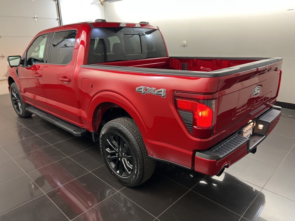 2025 Ford F-150 XLT photo 4