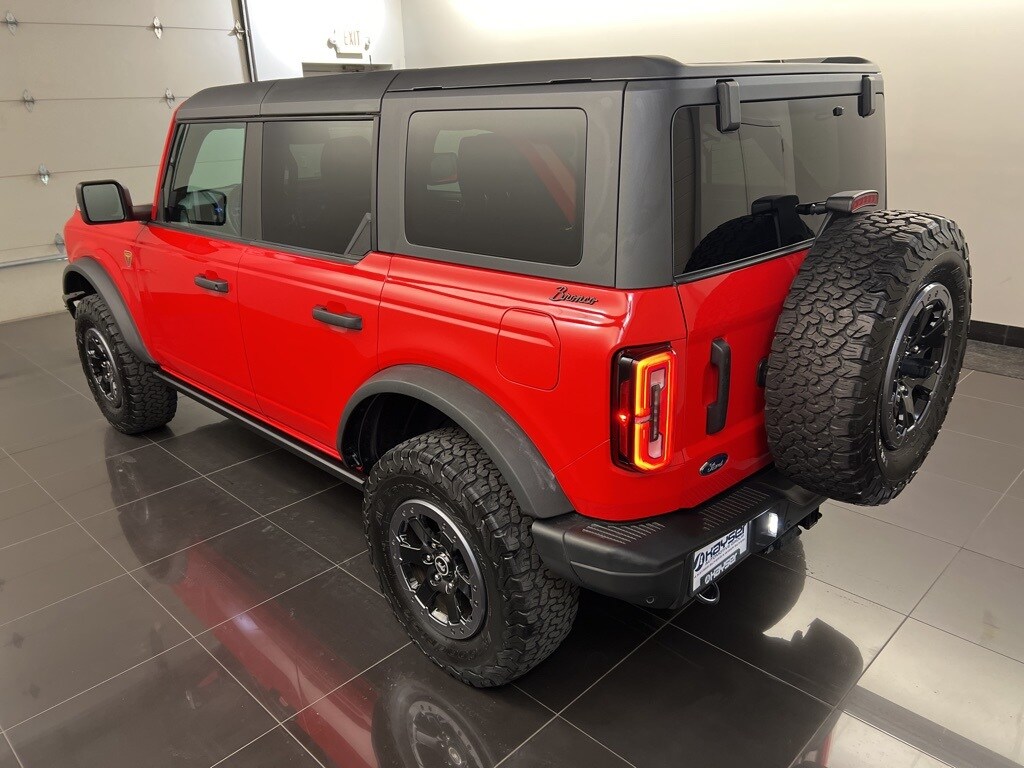 2022 Ford Bronco Badlands photo 4