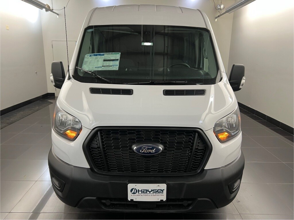 2024 Ford Transit photo 2