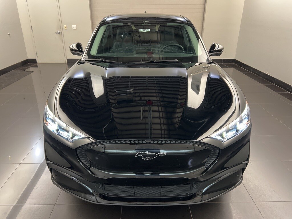 2025 Ford Mustang Mach-E Select photo 2