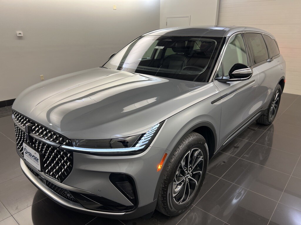 2025 Lincoln Nautilus Premiere photo 3