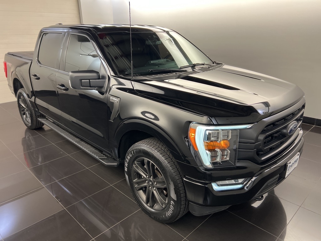 2022 Ford F-150 XLT's photo