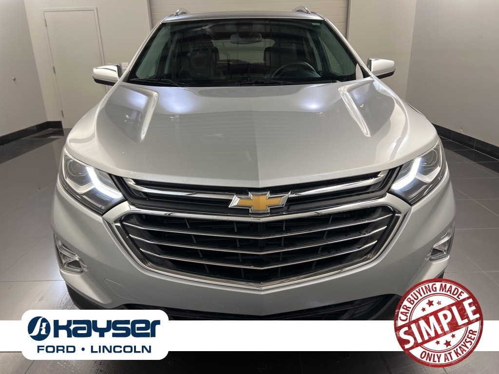 Used 2021 Chevrolet Equinox Premier with VIN 3GNAXNEVXMS123165 for sale in Madison, WI