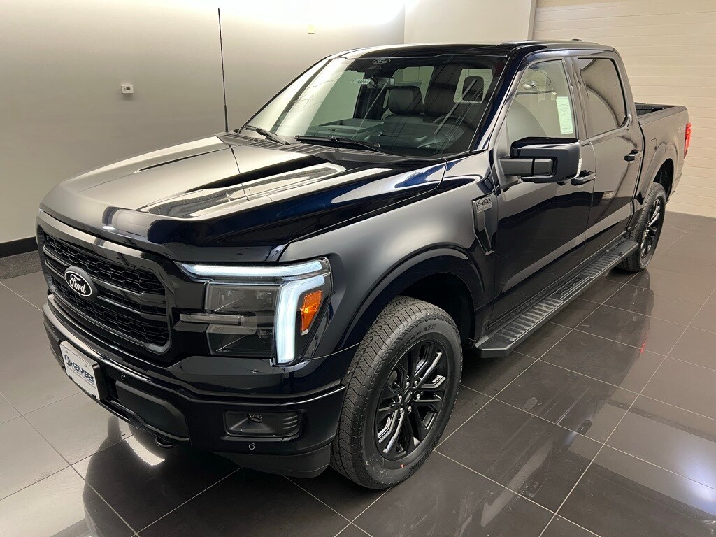 2025 Ford F-150 Lariat photo 3