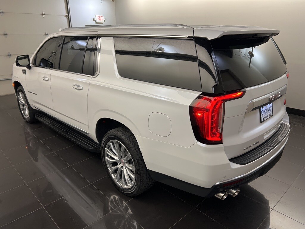 2023 Gmc Yukon XL Denali photo 4