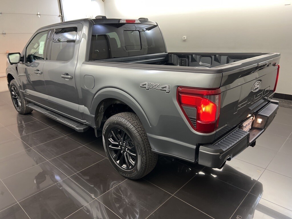 2025 Ford F-150 XLT photo 4