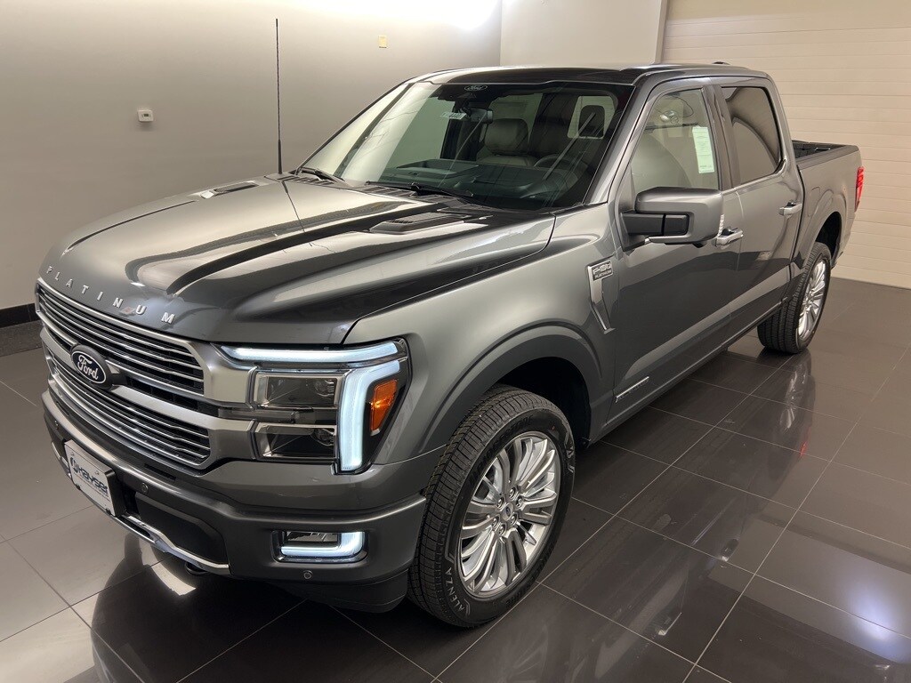 2025 Ford F-150 Platinum photo 3