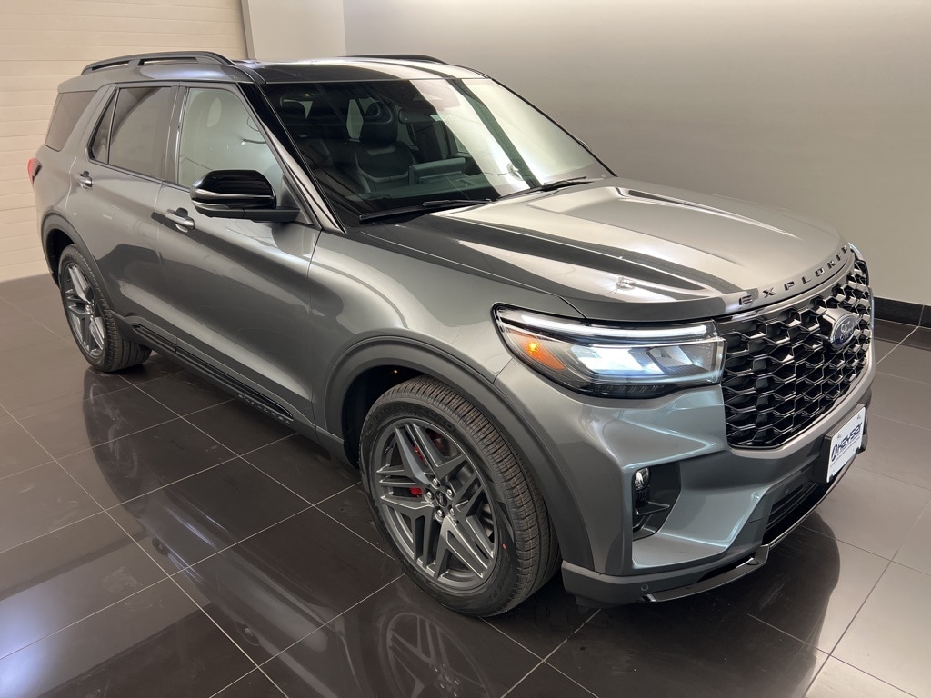 2026 Ford Explorer ST's photo