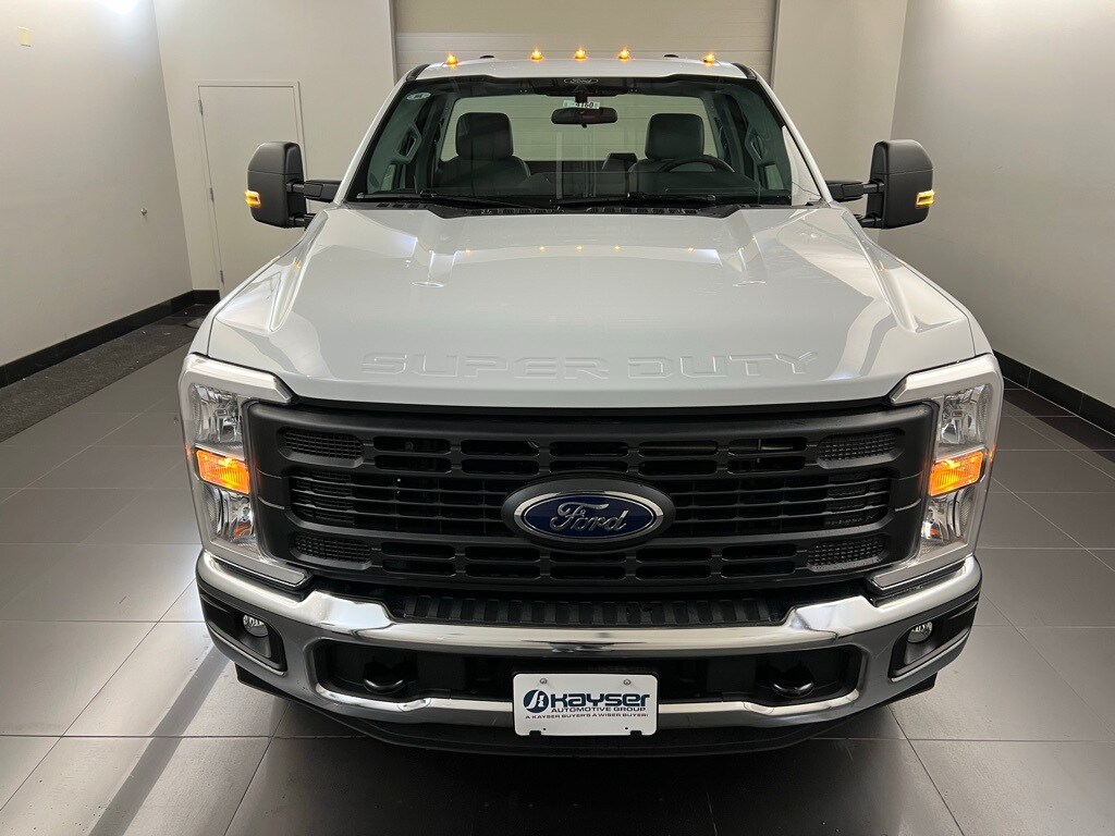 2026 Ford F-350 XL photo 2