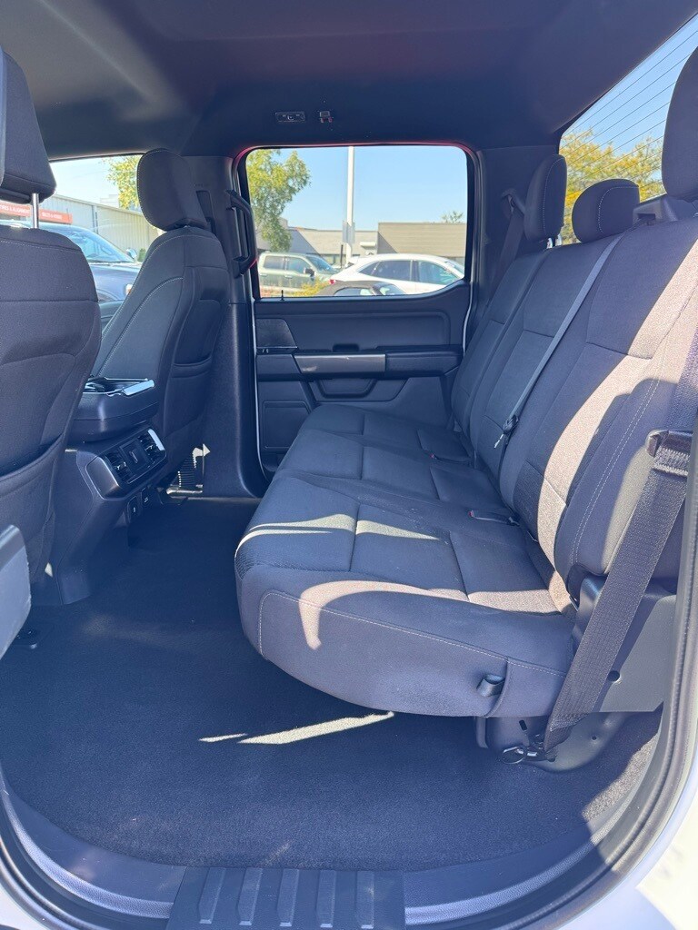2023 Ford F-150 XLT photo 4