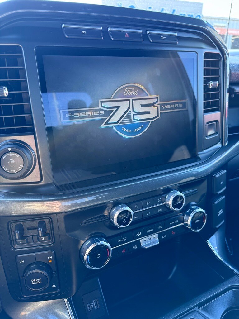 2023 Ford F-150 XLT photo 2