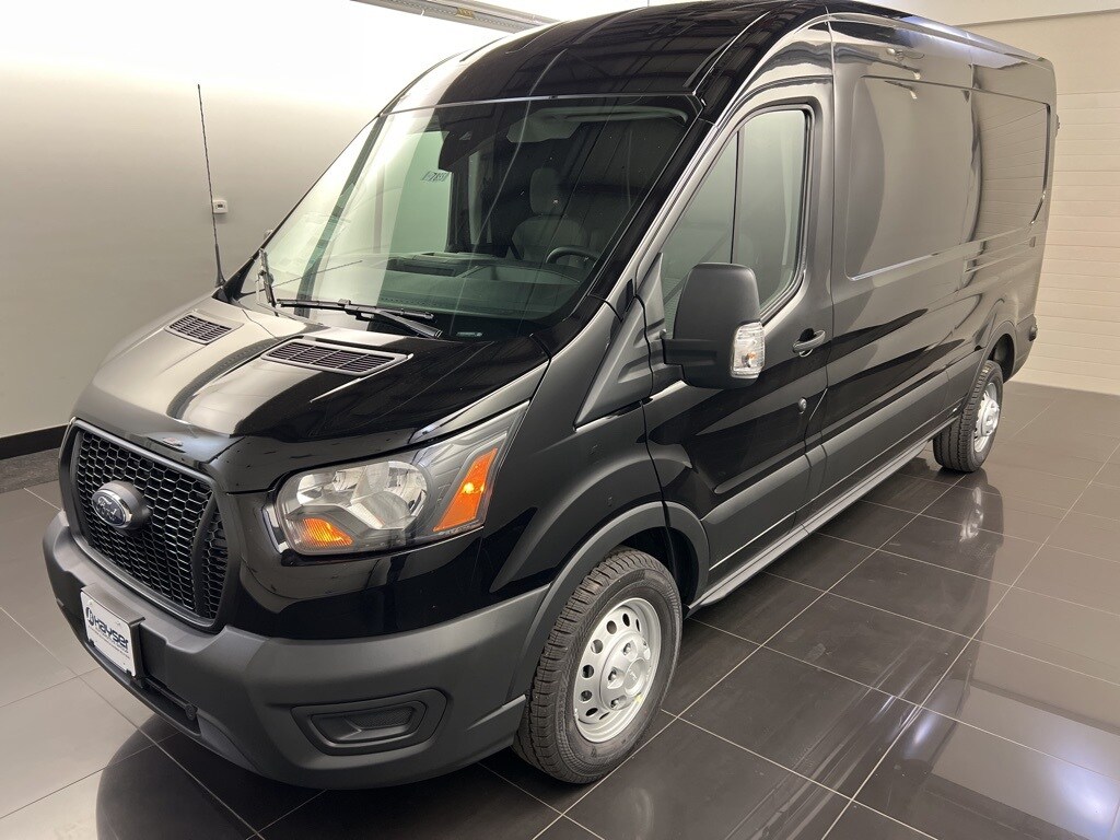 2025 Ford Transit Cargo Van photo 3