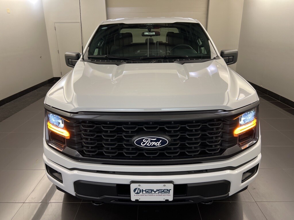 2025 Ford F-150 STX photo 2