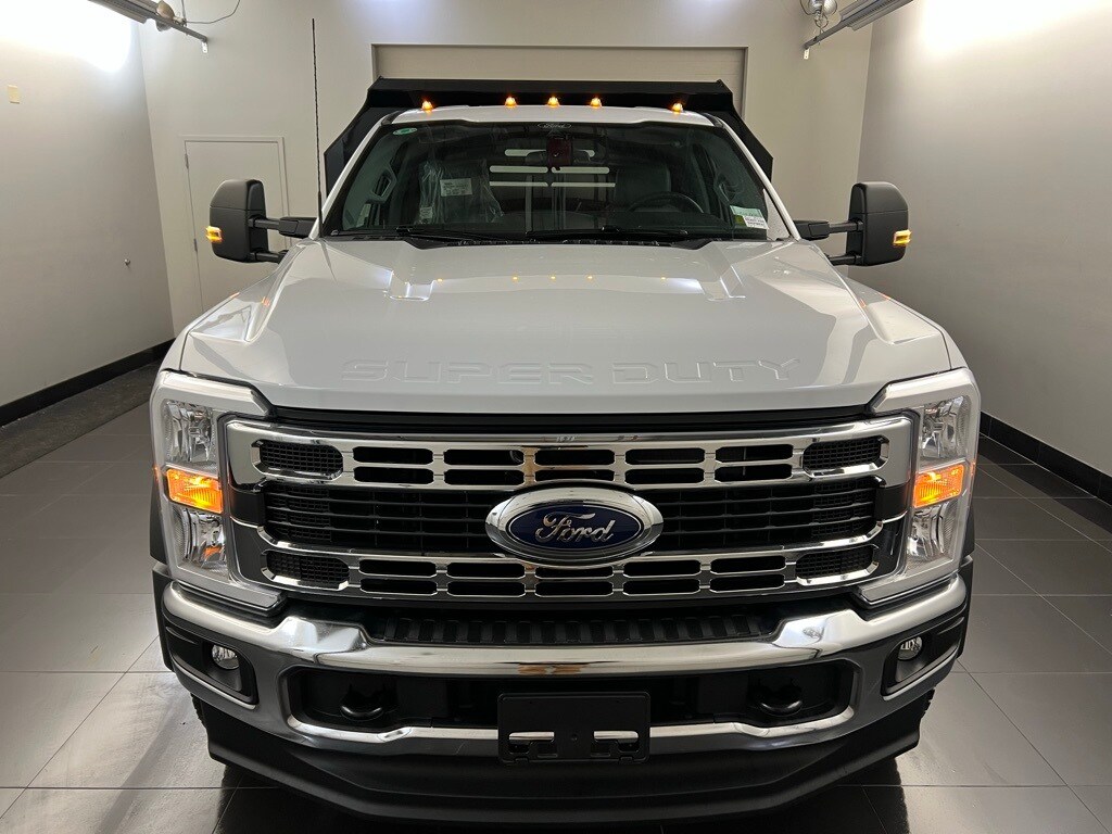 2024 Ford F-550 XL photo 2