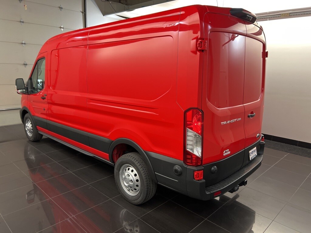 2024 Ford Transit photo 4