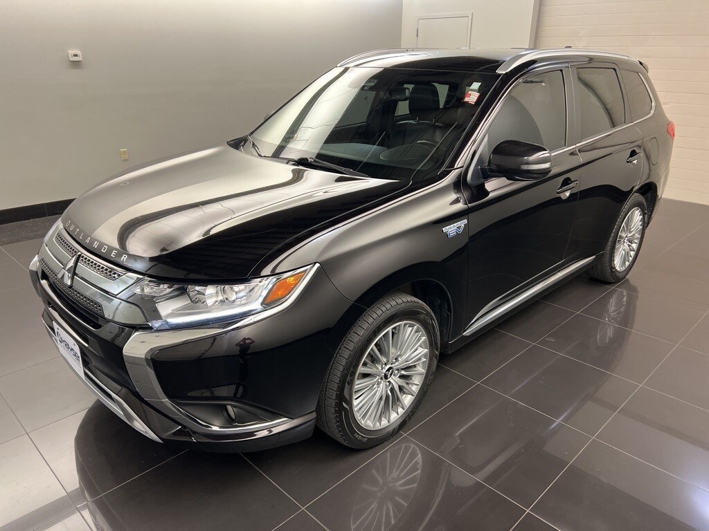 2021 Mitsubishi Outlander PHEV SEL photo 3
