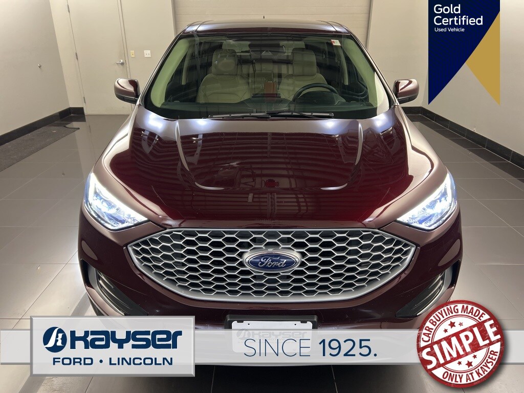 2024 Ford Edge SEL photo 2
