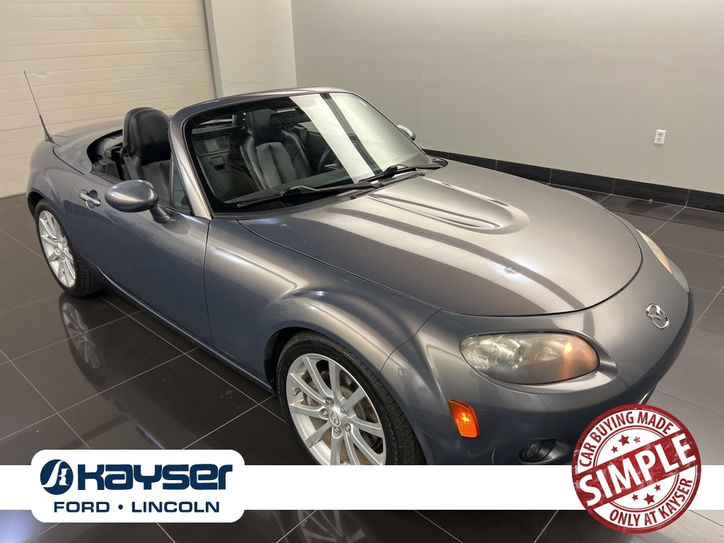 Used 2008 Mazda MX-5 Miata Grand Touring Hard Top with VIN JM1NC26F680156270 for sale in Madison, WI