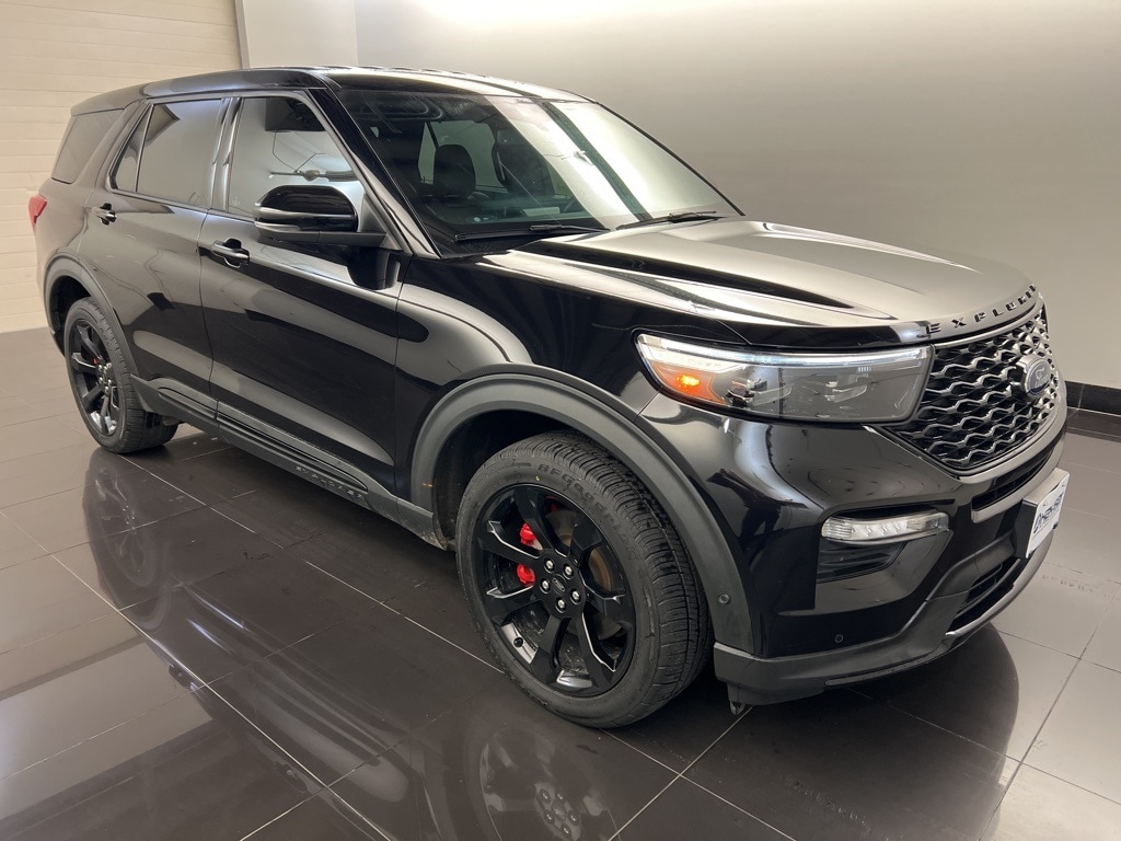 2021 Ford Explorer ST's photo