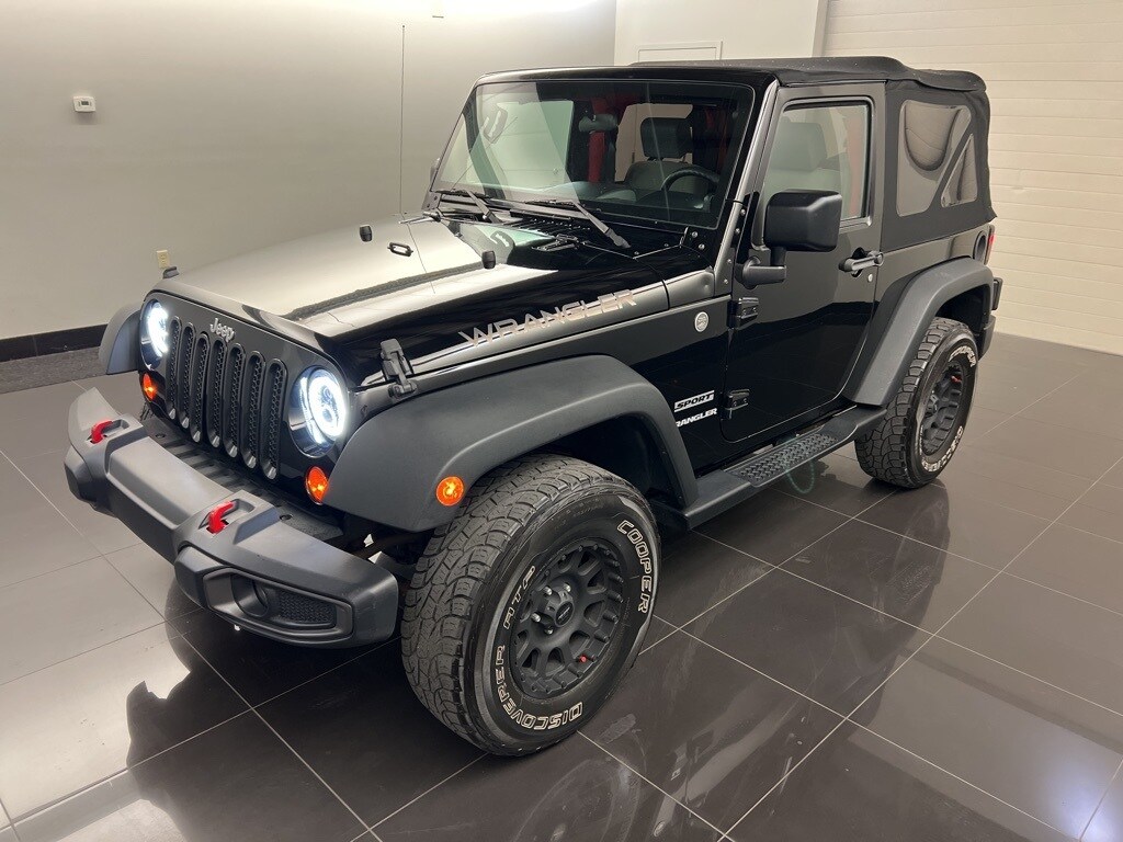2010 Jeep Wrangler Sport photo 3