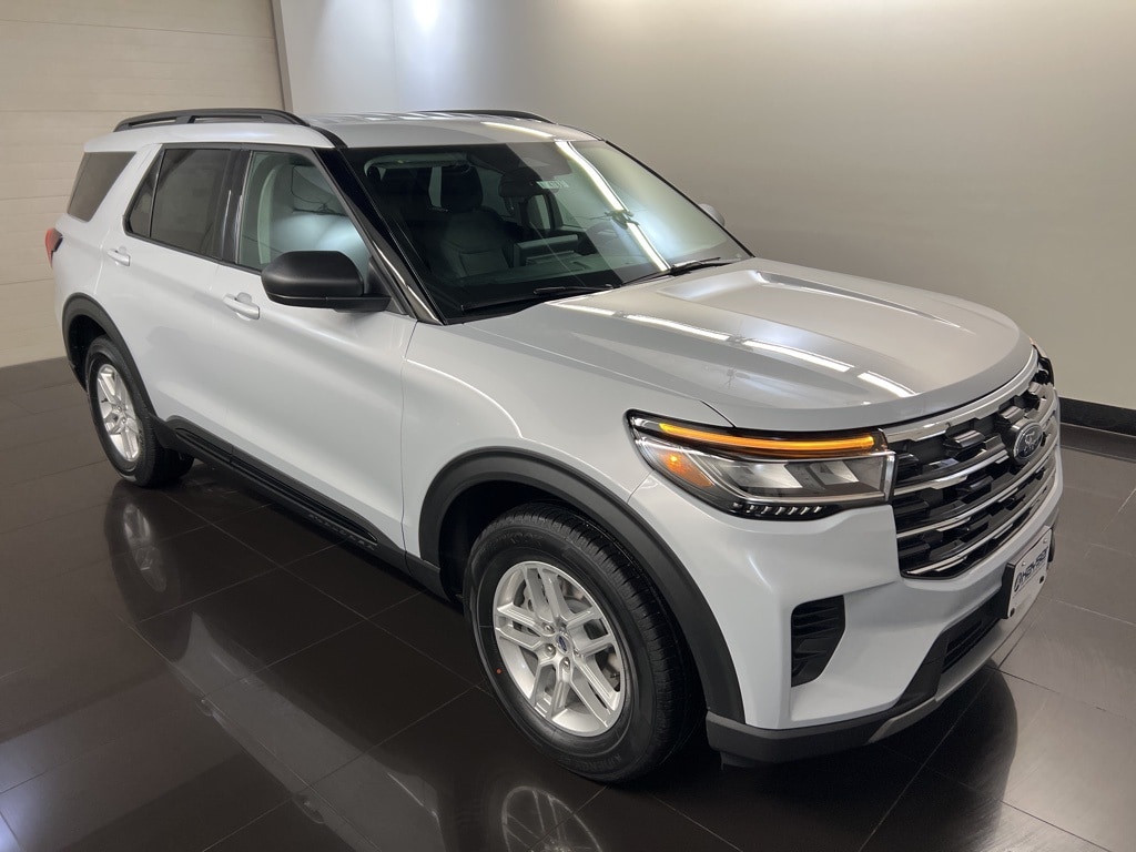 2026 Ford Explorer Active's photo