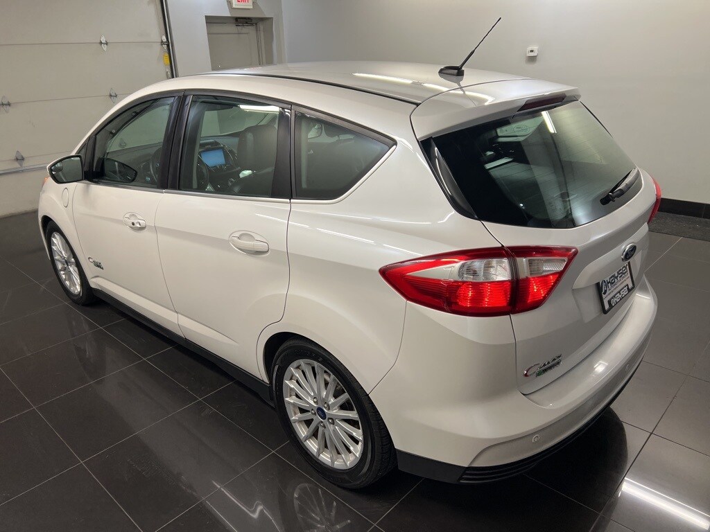 2015 Ford C-Max Energi SEL photo 4