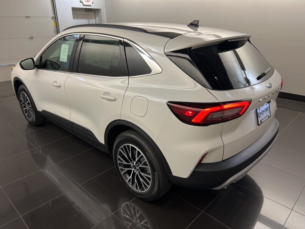 2025 Ford Escape Base photo 4